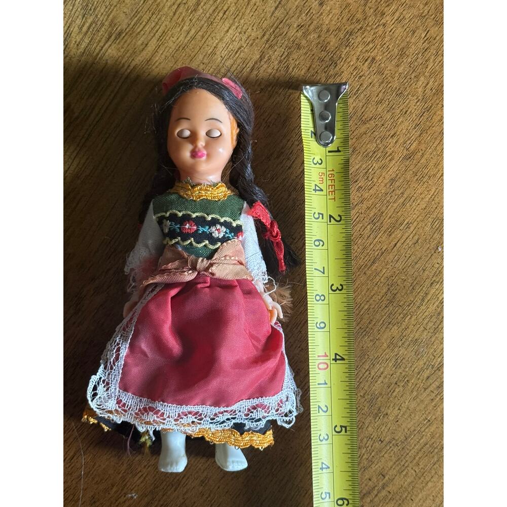 Vintage Interpur Hong Kong Germany Nationality Doll Sleepy Eyes 5.5" Folk - Picture 6 of 6